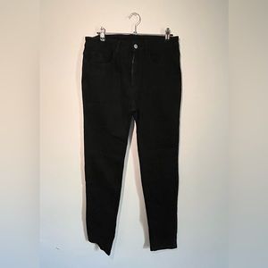 Men’s black skinny jean